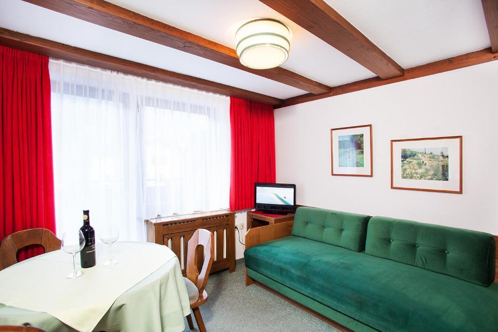 Johannahof Appartements Kaprun Bilik gambar